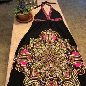 Ronni Nicole🦋 halter style maxi dress, Size L